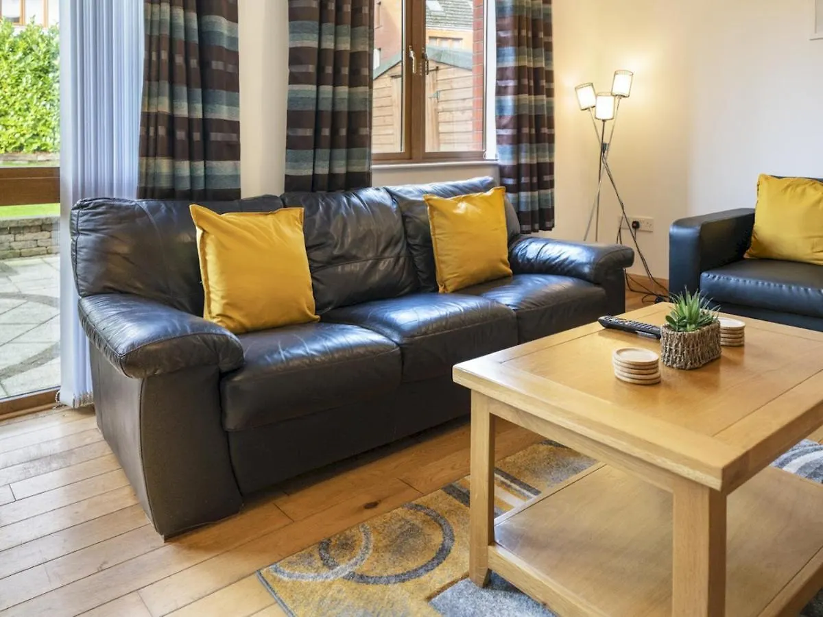 Holiday home Pass The Keys Lovely 4Br Home W Garden 7 Min From City Centre Belfast