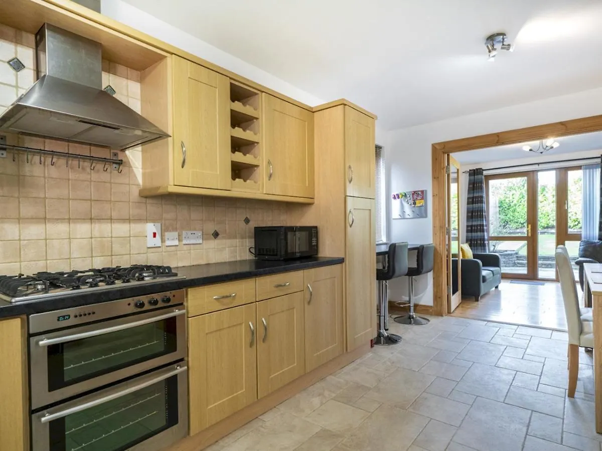 Pass The Keys Lovely 4Br Home W Garden 7 Min From City Centre Belfast United Kingdom