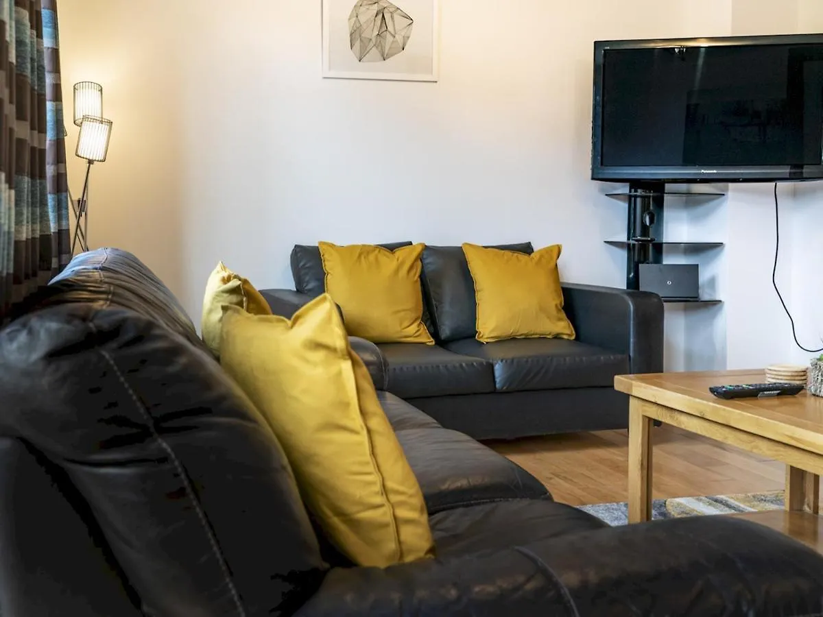 Holiday home Pass The Keys Lovely 4Br Home W Garden 7 Min From City Centre Belfast
