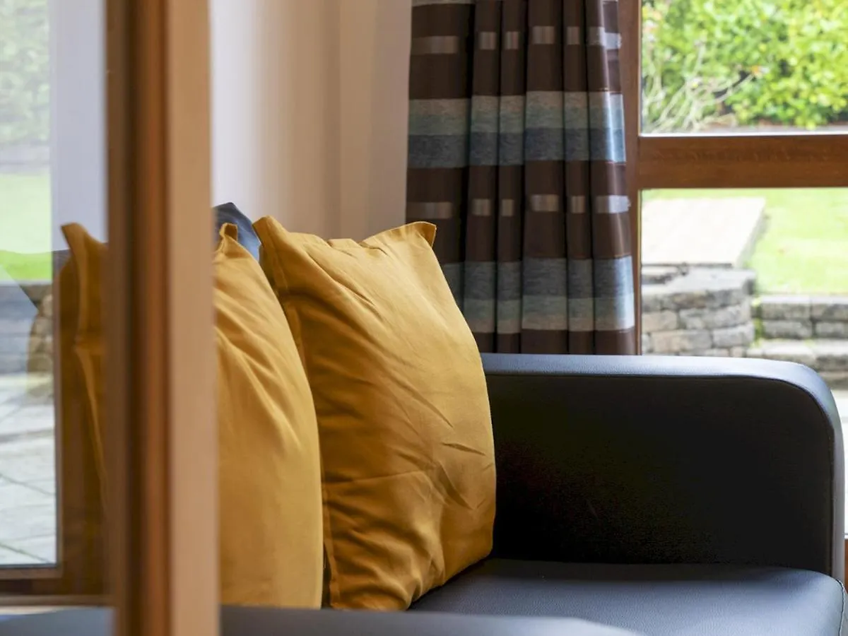 Holiday home Pass The Keys Lovely 4Br Home W Garden 7 Min From City Centre Belfast