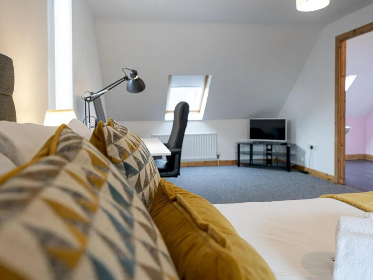 Holiday home Pass The Keys Lovely 4Br Home W Garden 7 Min From City Centre Belfast